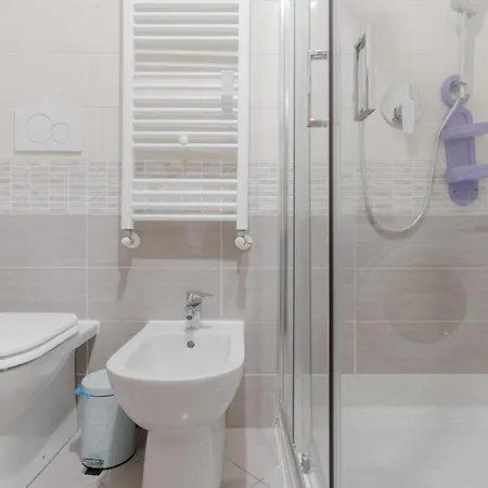 Guesthost - Grey & Flat Apartamento Milão
